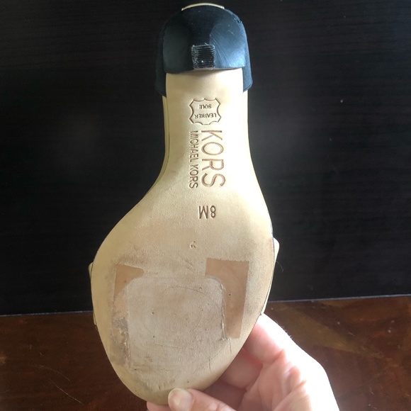 KORS by Michael Kors Nude & Black Heels SZ 8 - Picture 2 of 8